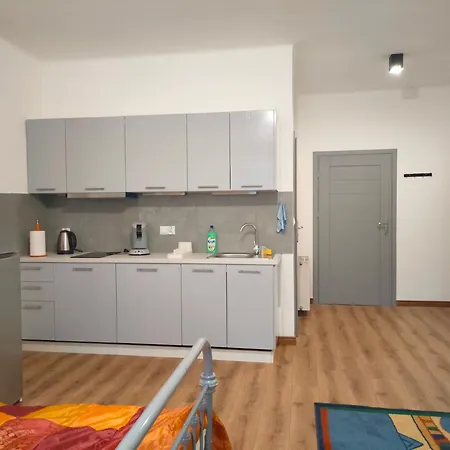 With Kitchenette Apartman Krakkó