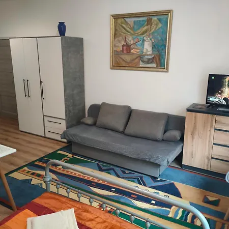 With Kitchenette Apartman Krakkó